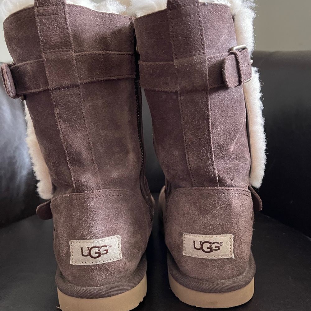 UGG Boots fashion buckle & zipper size 4